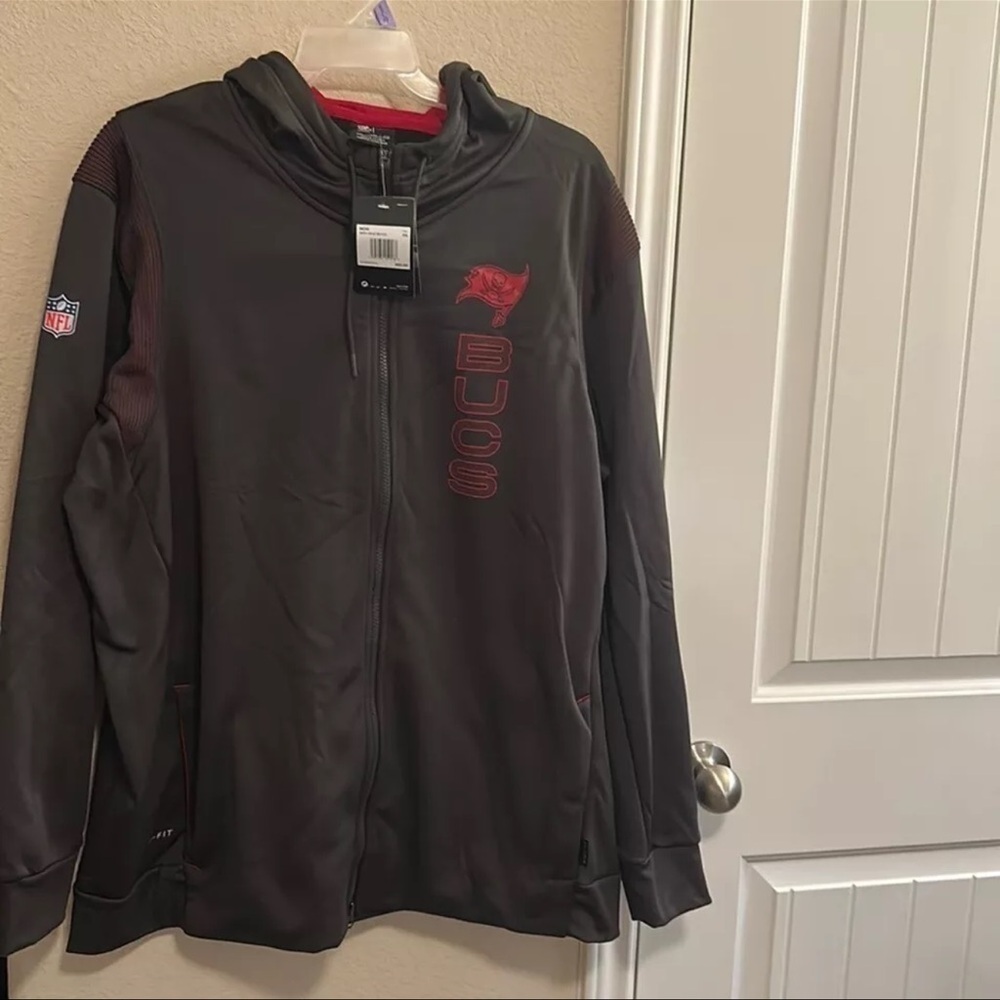 NFL Tampa Bay Bucks RED GRAY zip up XXL NWT